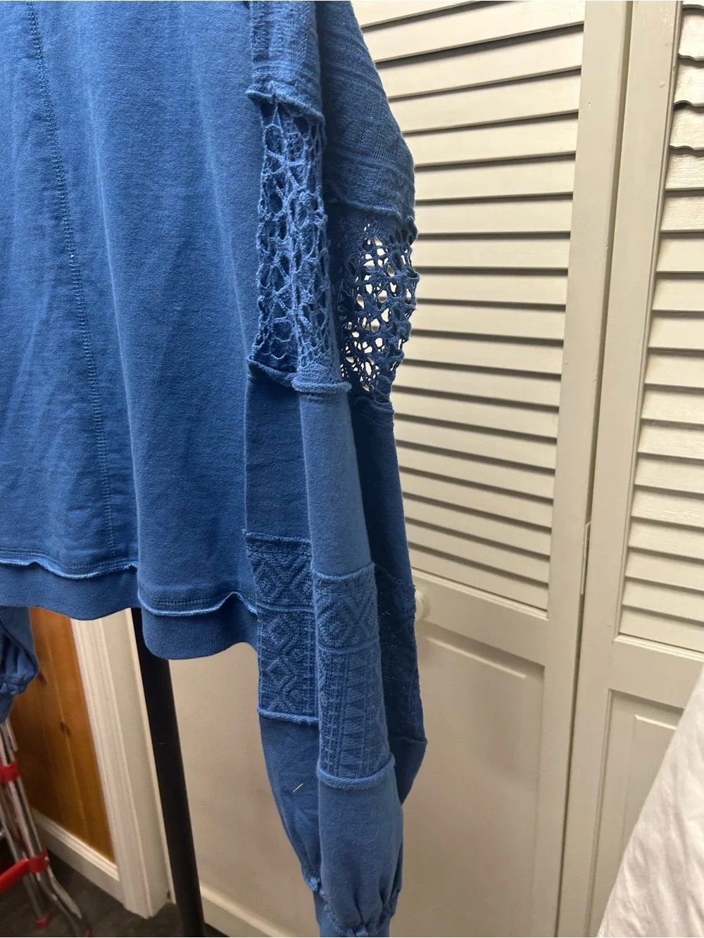 Nwot Anthropologie Teal Lace-Trim Long Sleeve Pullover
